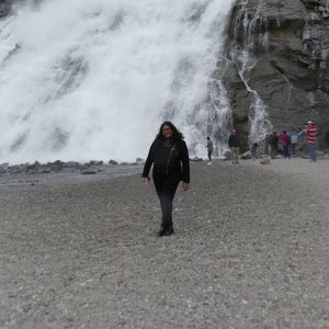 Meet your Posher, Monica